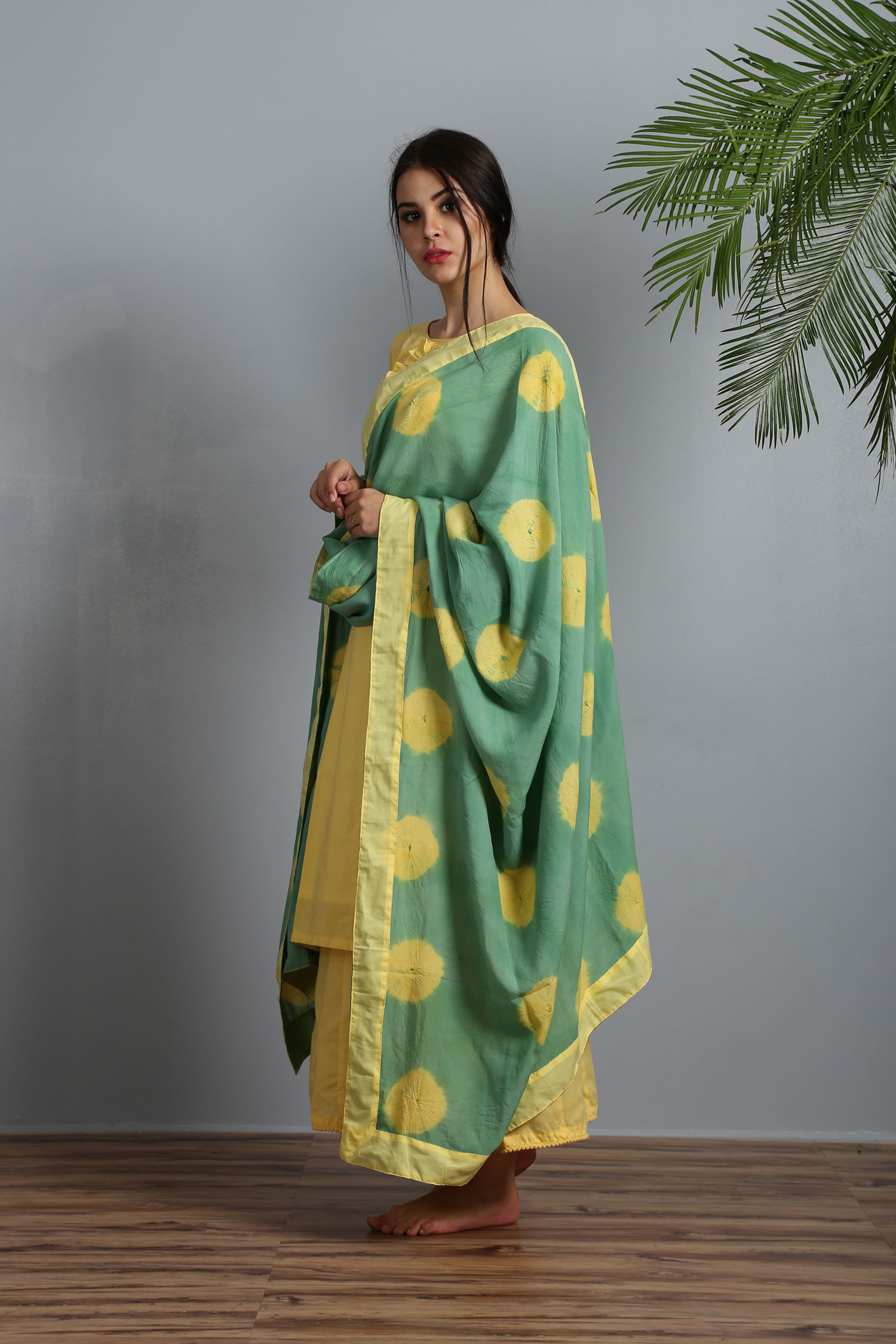 Inaayat suit set