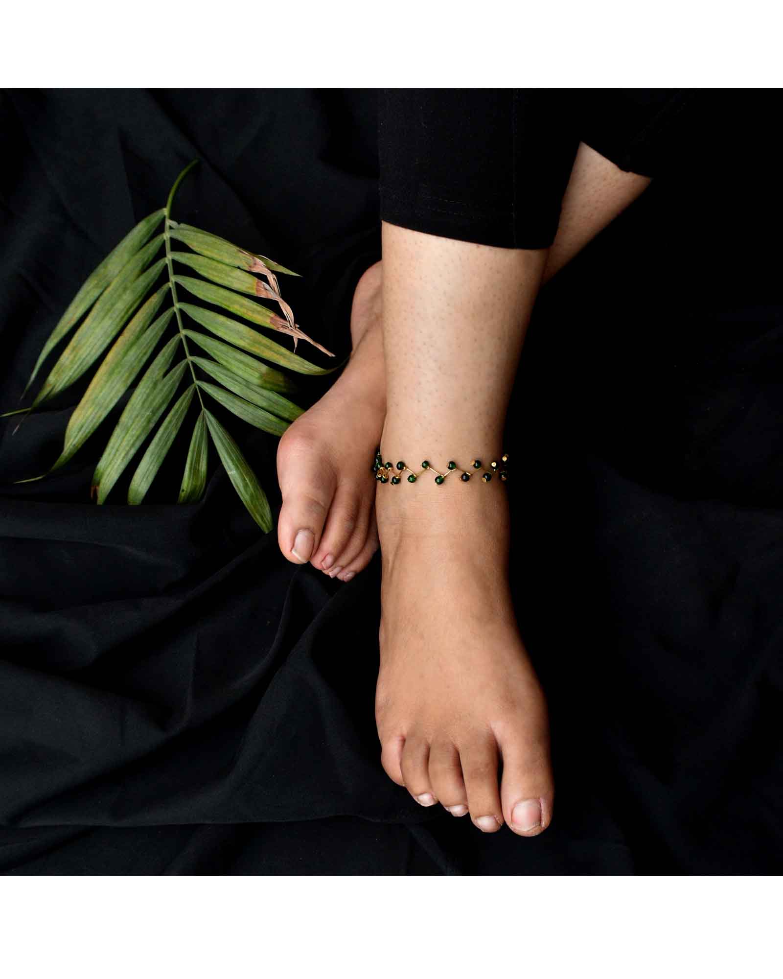 Twist Me Anklet